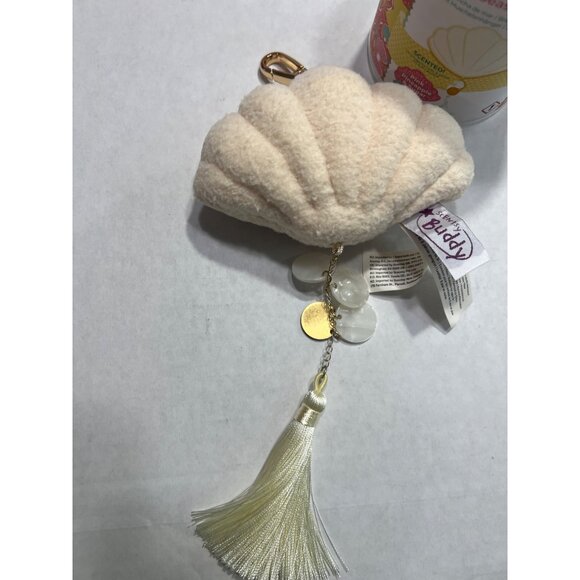 Scentsy Seashell Charm Clip With Tassel - Picture 4 of 7